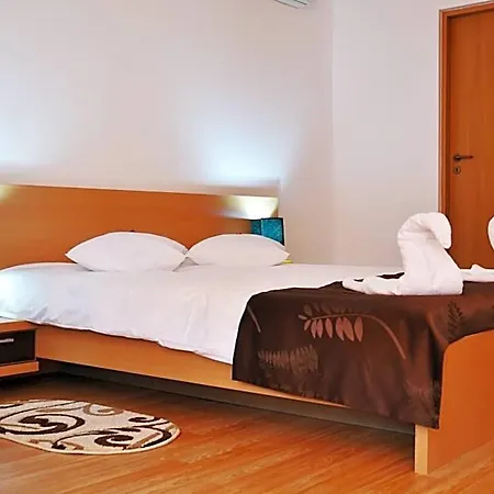 Zorilor 3*